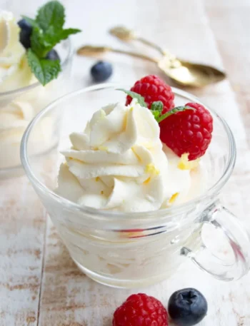 keto-cheesecake-fluff-