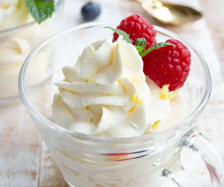 keto-cheesecake-fluff-